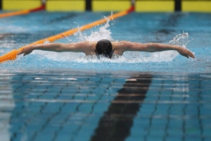 افتخار آفريني در مسابقات شناي قهرماني كشور