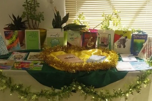 مشهد: کتابخانه حضرت معصومه (س)، نمایشگاه کتاب به مناسبت هفته وحدت