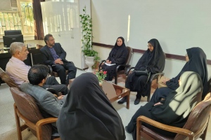 بیرجند: جلسه با مسئول سمن های خراسان جنوبی در خصوص ارائه خدمات کتاب محور برای سازمانهای مردم نهاد