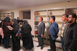 سوق: استقبال بازدیدکنندگان مجتمع فرهنگی، کتابخانه و موزه
