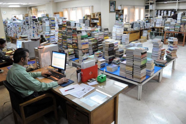 اهدا بیش از 105 هزار نسخه منابع مطالعاتی به کتابخانه آستان قدس رضوی
