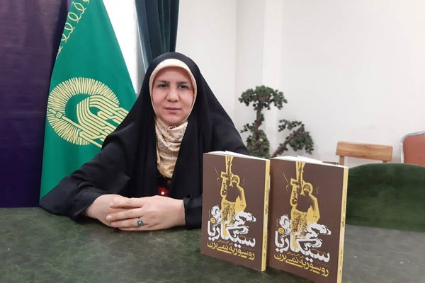 «سیگاری ها رو سوریه نمی برن» در نشست ادبی شمس نقد و بررسی شد
