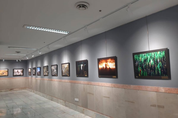 تصاویر منتخب سوگواره بین‌المللی مهر محرم در موزه مرکزی رضوی به نمایش در آمد