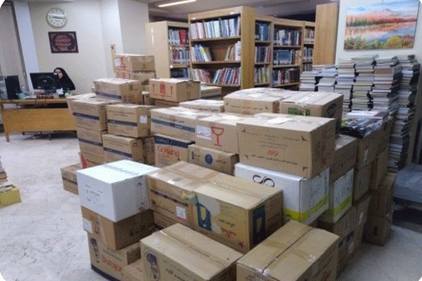 اهدای بیش از 6 هزار جلد کتاب کتابخانه رضوی به دانشگاه شهید چمران اهواز